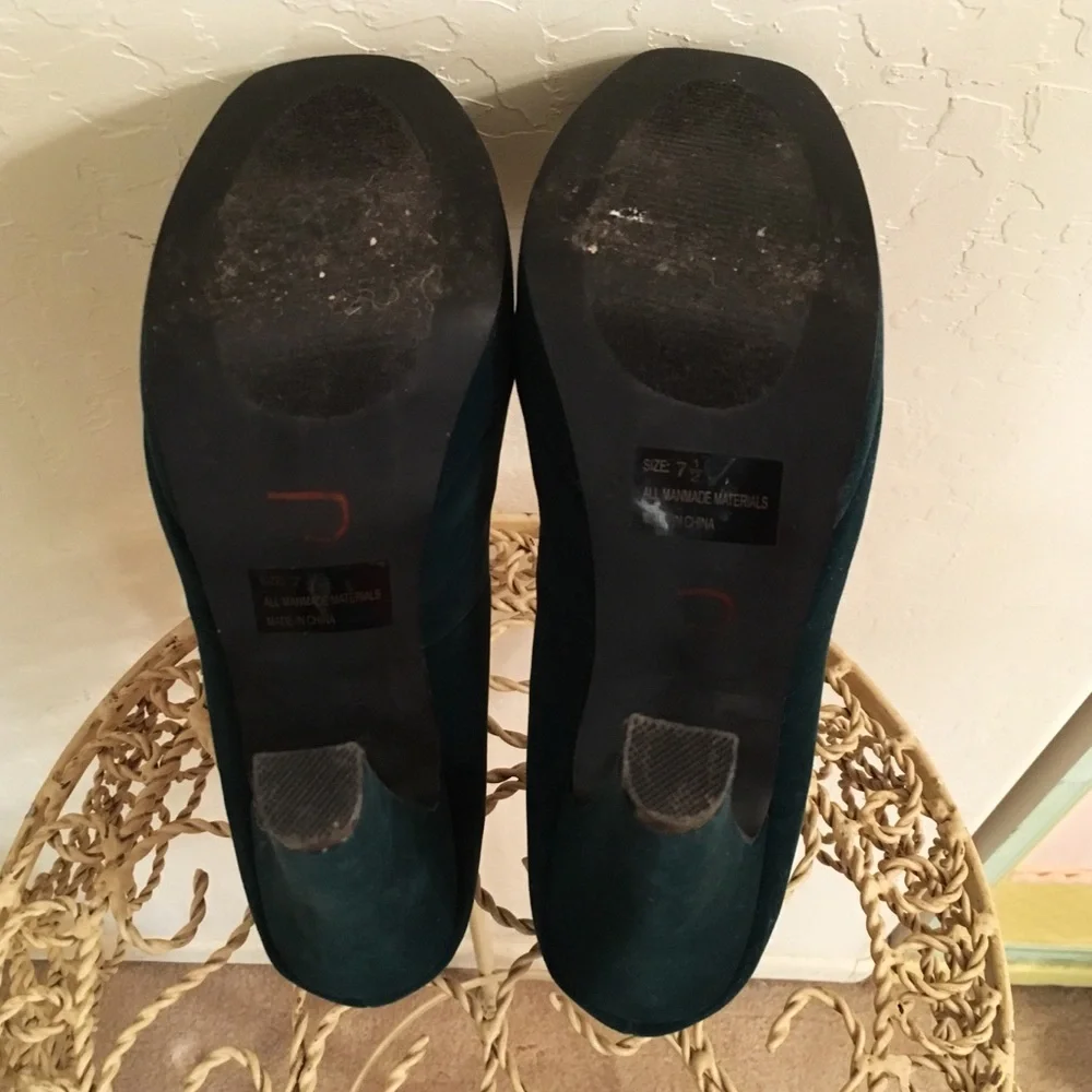 Qupid Dark Teal Velvet Platform Pumps